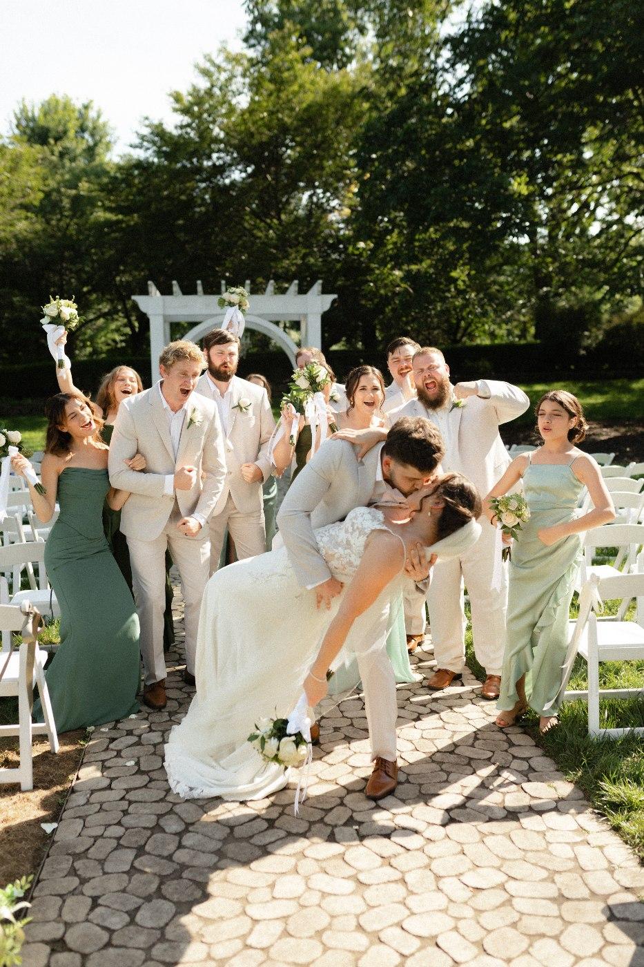 Wedding photography in Springfield, MO by Max Sydko