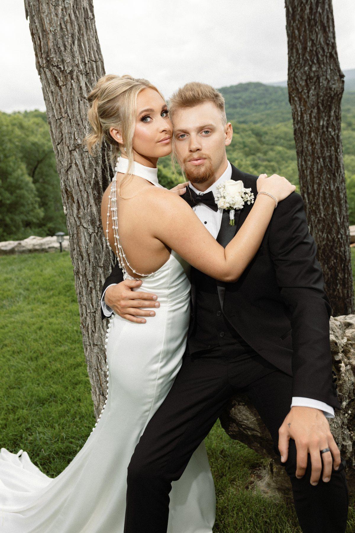 Missouri wedding photography by Max Sydko — the couple up close